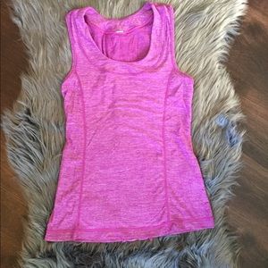 Lululemon yoga top